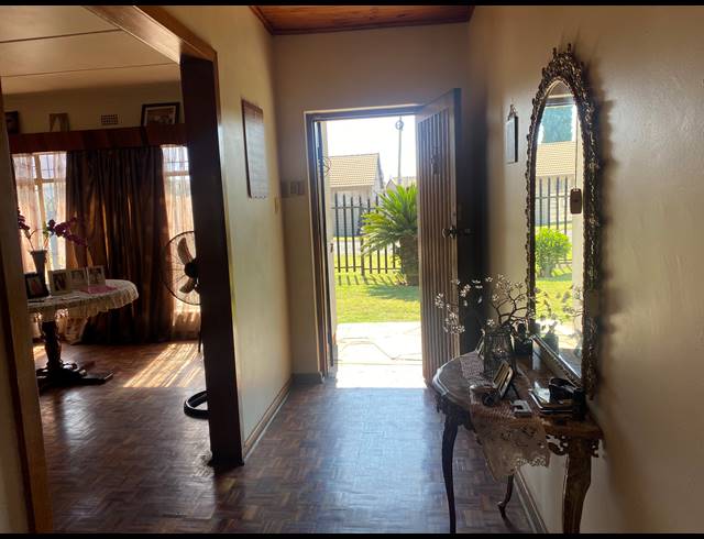 4 BEDROOM HOUSE FOR SALE IN TULISA PARK